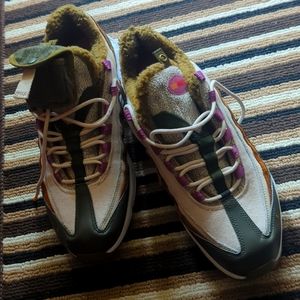 Nike Air Max men's 10.5 sneakers, brand new